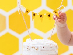 1歳の誕生日ケーキはどうやって用意する？安全を守るための注意点も解説サムネイル