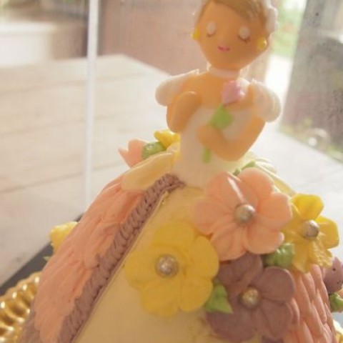 プリンセスドールケーキ・・・・・オーダーケーキサムネイル